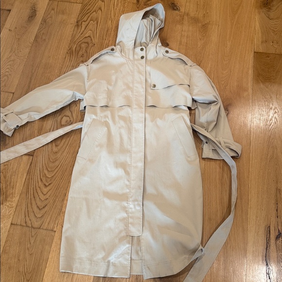 Rhone Utility Trench Coat Beige Safari - Picture 4 of 12